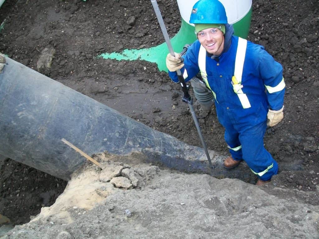 Locating pipes and utilities during excavation